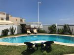 Belle villa a 50 m de la plage bni khiar