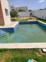 Av charmante villa avec piscine de 700m à hammamet