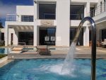 Villa avec piscine à vendre zone jinen hammamet